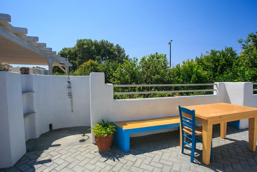 Ampeli Apartments Parikia  Ngoại thất bức ảnh